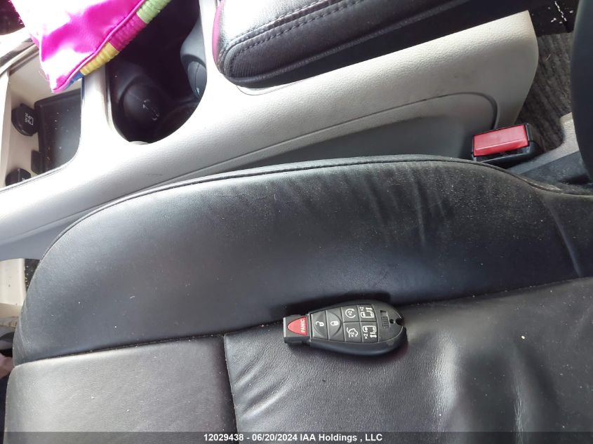 2015 Chrysler Town & Country Limited Platinum VIN: 2C4RC1GG5FR609493 Lot: 12029438