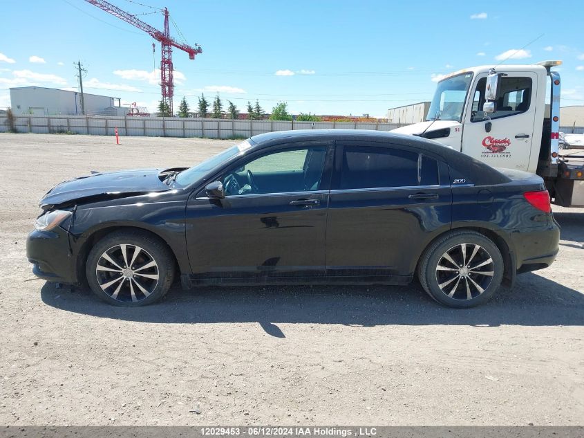 2013 Chrysler 200 S VIN: 1C3CCBHG7DN668215 Lot: 12029453