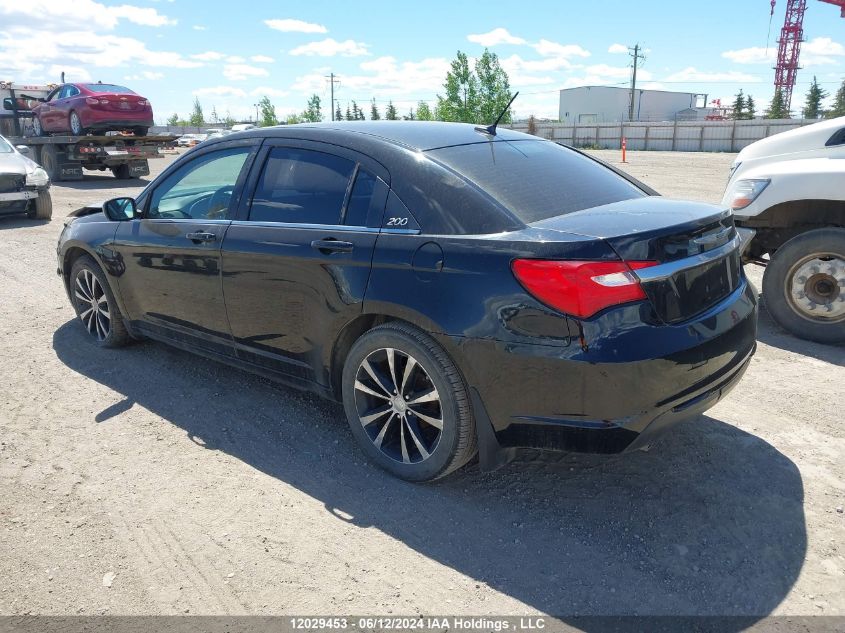 2013 Chrysler 200 S VIN: 1C3CCBHG7DN668215 Lot: 12029453