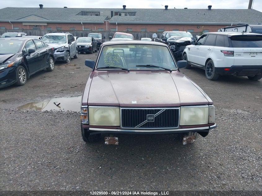 1989 Volvo 244 Dl/Gl VIN: YV1AX8845K1381485 Lot: 12029500