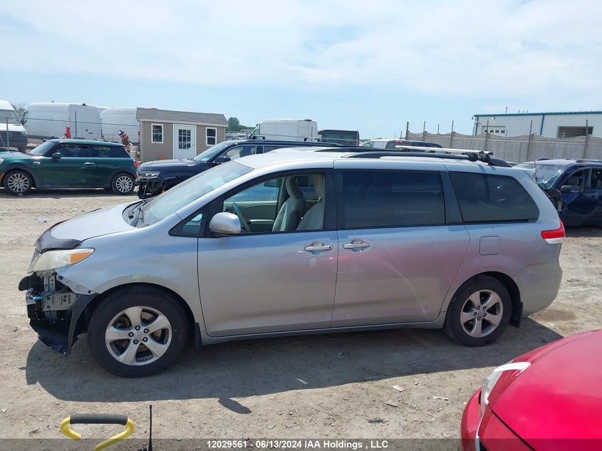2011 Toyota Sienna Le VIN: 5TDKK3DC6BS097536 Lot: 12029561