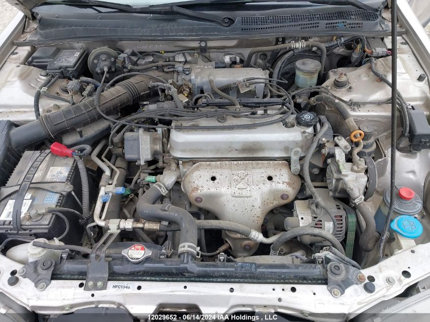 1996 Honda Accord Lx VIN: 1HGCD5618TA805226 Lot: 12029652