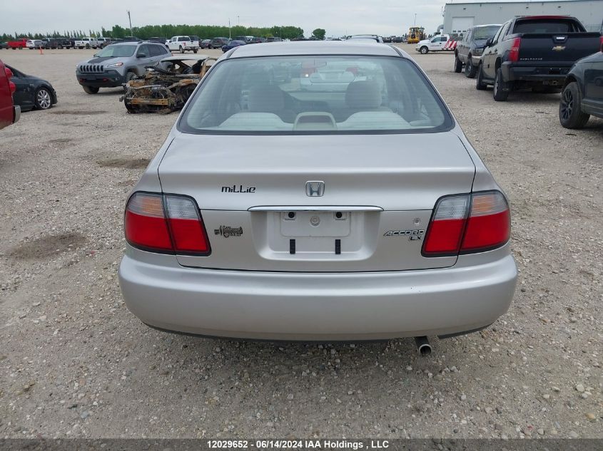 1996 Honda Accord Lx VIN: 1HGCD5618TA805226 Lot: 12029652