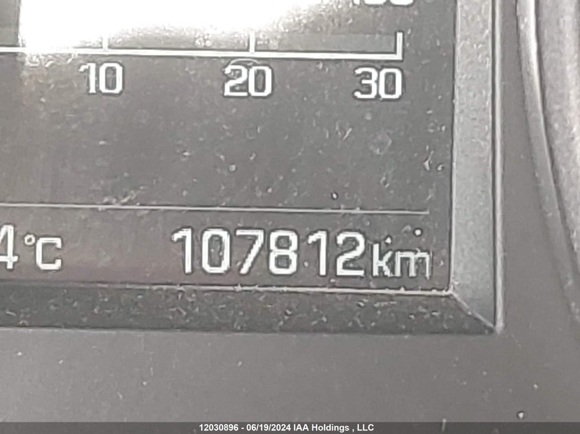 2017 Hyundai Santa Fe Sport 2.4 Luxury VIN: 5NMZUDLB8HH038779 Lot: 12030896