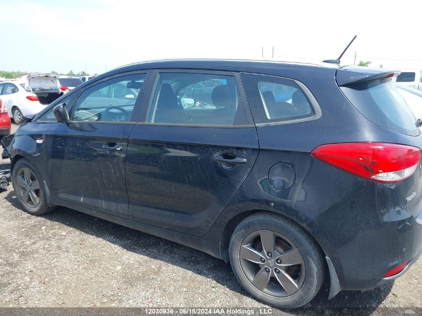 KNAHT8A30F7092905 2015 Kia Rondo