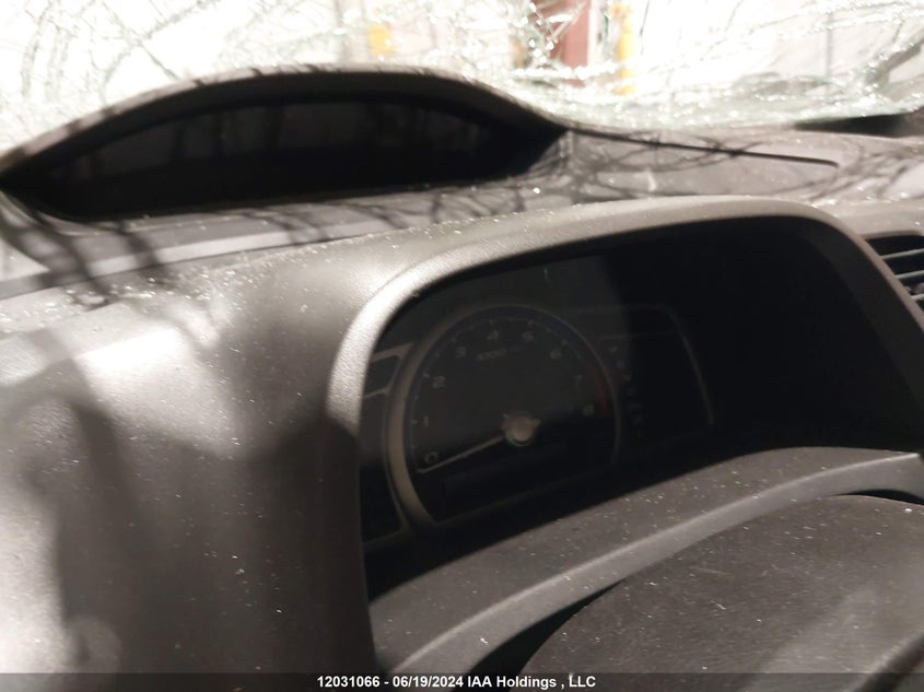 2010 Honda Civic Dx-G VIN: 2HGFG1B32AH000955 Lot: 12031066