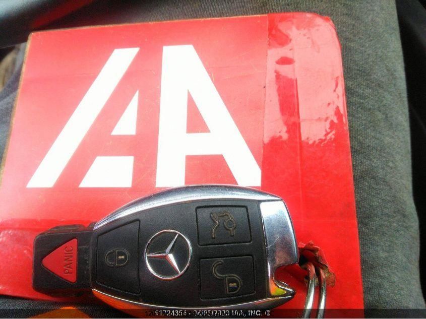 2011 Mercedes-Benz E -Class VIN: WDDHF8HB4BA439310 Lot: 12031135