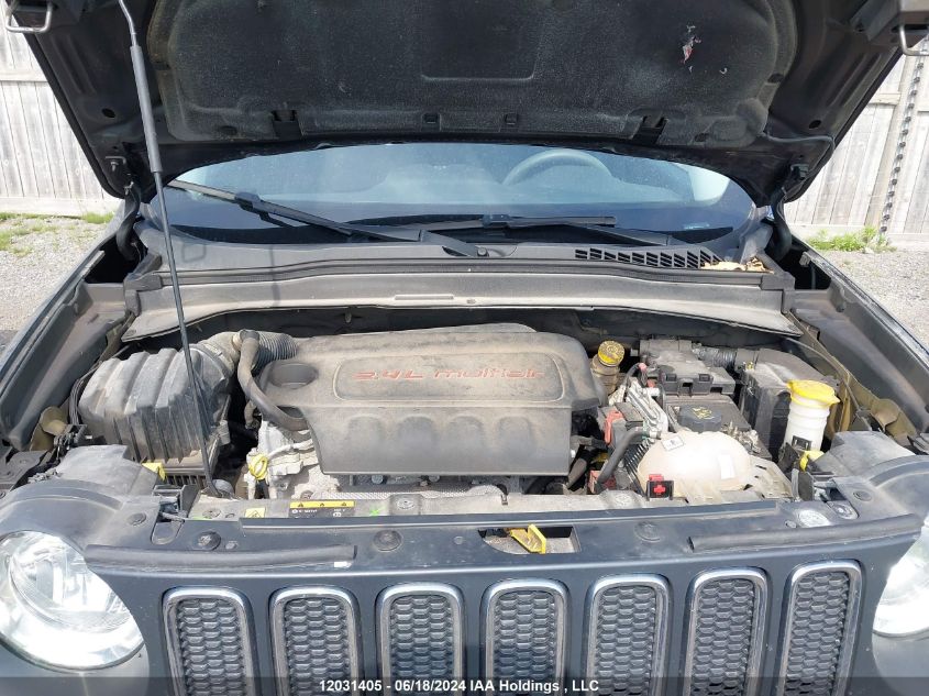 2015 Jeep Renegade Sport VIN: ZACCJBATXFPC28881 Lot: 12031405