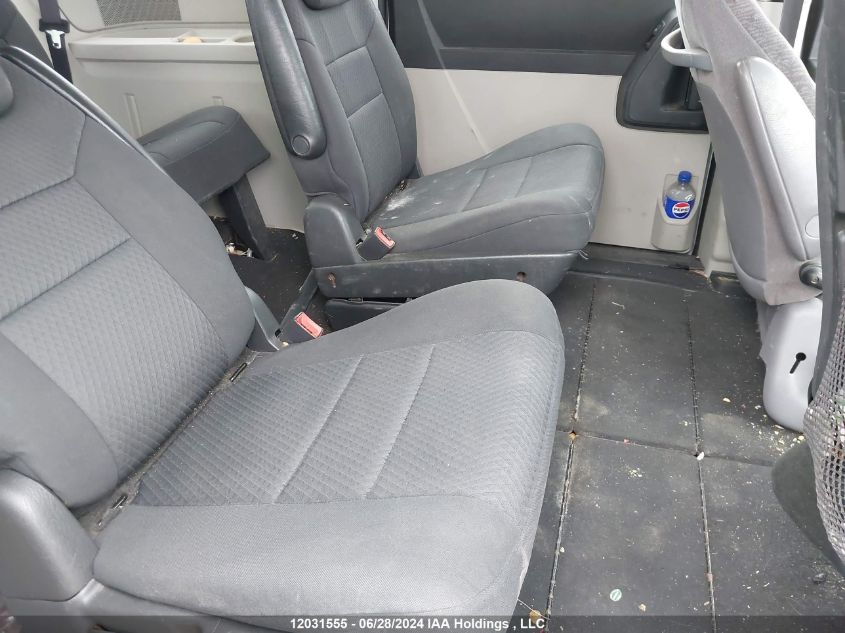 2010 Dodge Grand Caravan Se VIN: 2D4RN4DE3AR226212 Lot: 12031555