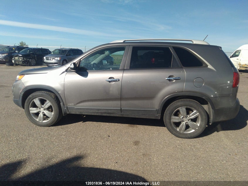 2011 Kia Sorento VIN: 5XYKUDA22BG070701 Lot: 12031836