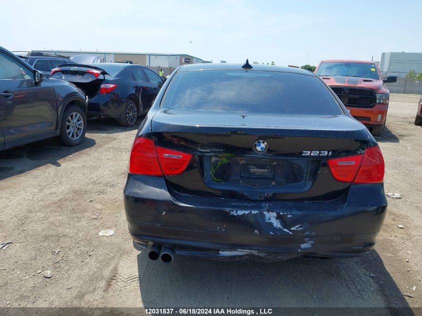 2011 BMW 3 Series VIN: WBAPG7G55BNN18273 Lot: 12031837