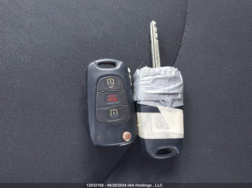 2013 Kia Soul +/!/Sport VIN: KNDJT2A66D7540301 Lot: 12032168