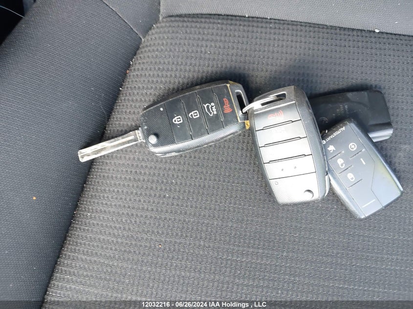 2015 Kia Sorento VIN: 5XYKTCA6XFG575990 Lot: 12032216