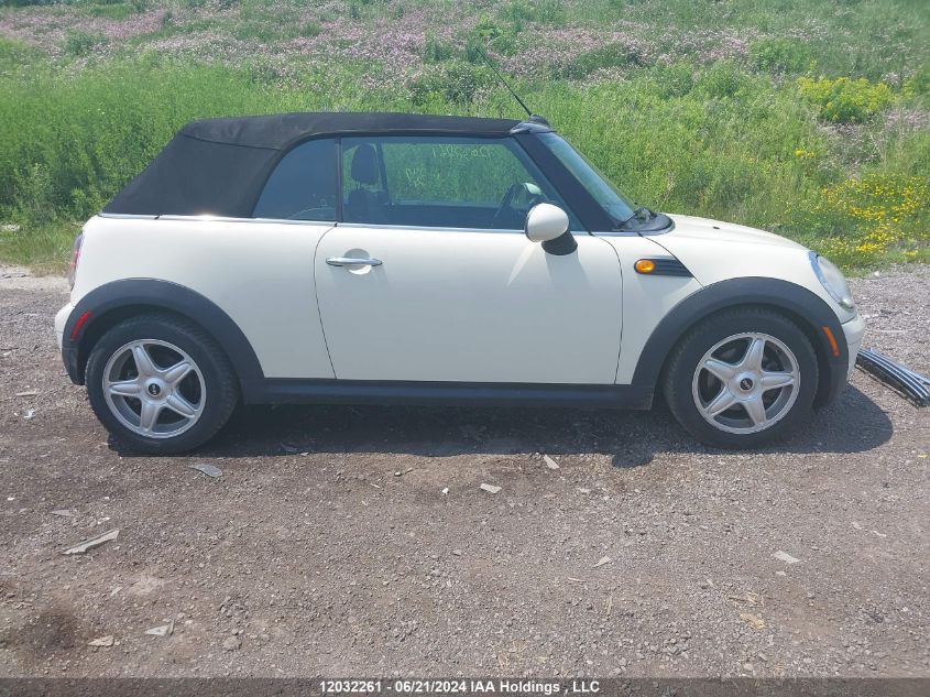 2010 Mini Cooper VIN: WMWMR3C54ATU98703 Lot: 12032261