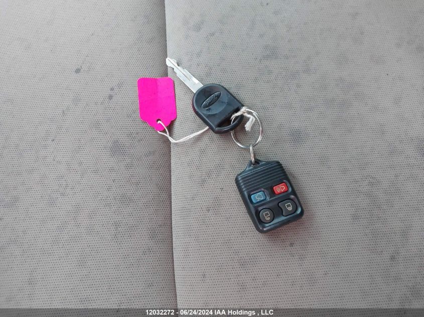 2008 Ford Focus S/Se VIN: 1FAHP34N98W105124 Lot: 12032272