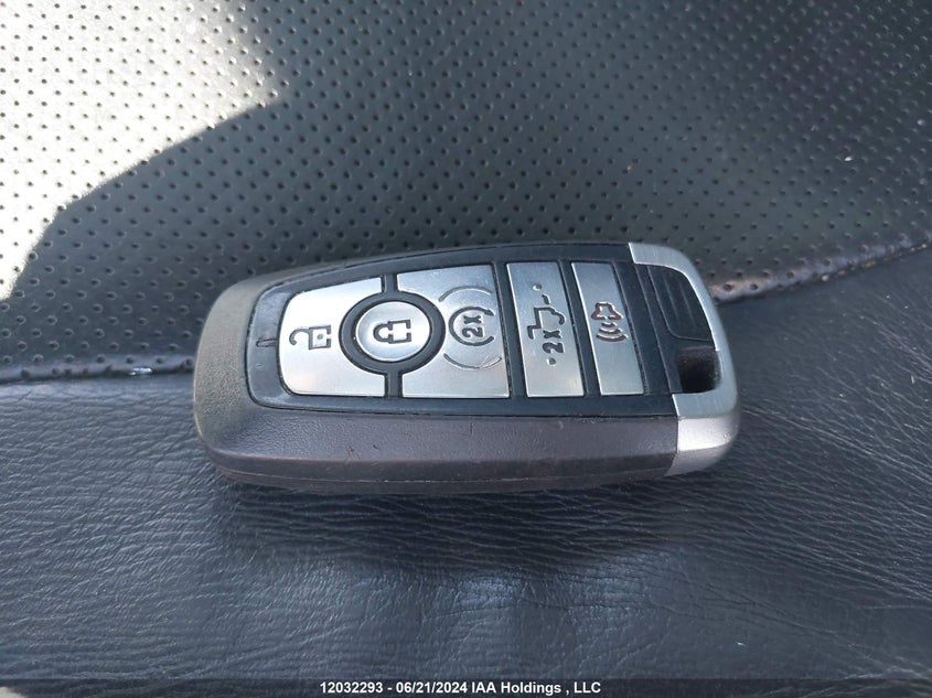 2017 Ford F-250 Lariat VIN: 1FT7W2B68HEC70960 Lot: 12032293