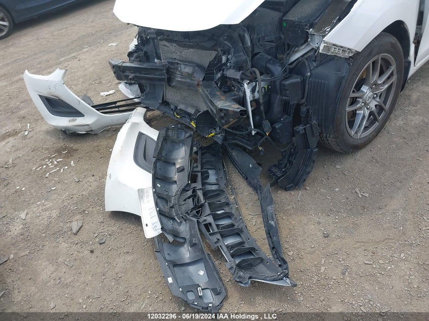 2013 Hyundai Elantra Gt VIN: KMHD25LE3DU124645 Lot: 12032296