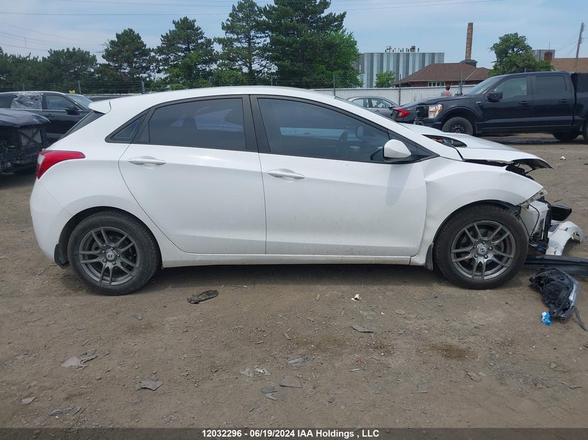 2013 Hyundai Elantra Gt VIN: KMHD25LE3DU124645 Lot: 12032296