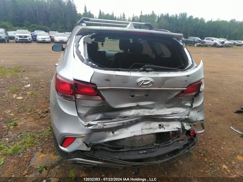 2017 Hyundai Santa Fe VIN: KM8SNDHF0HU229269 Lot: 12032353