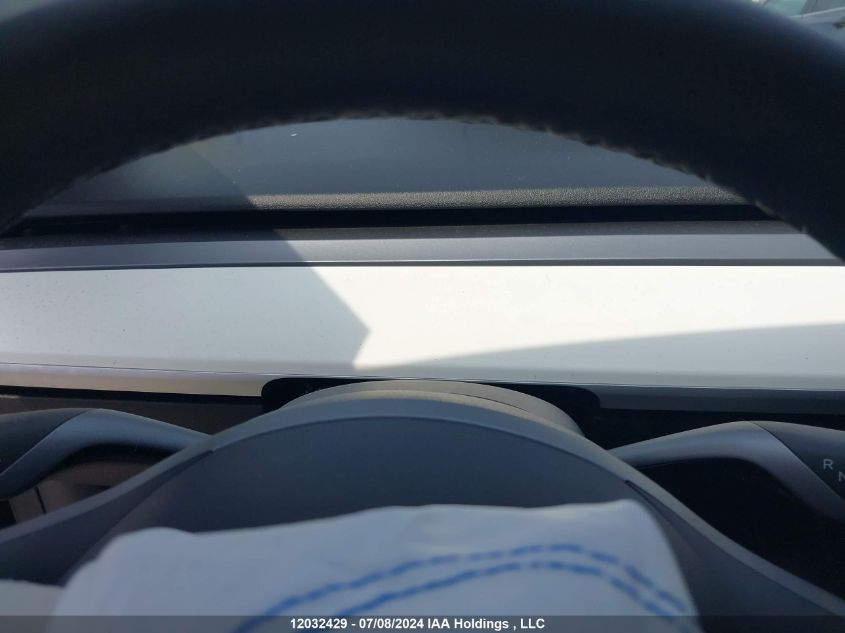 2022 Tesla Model Y VIN: 7SAYGDEF7NF512398 Lot: 12032429