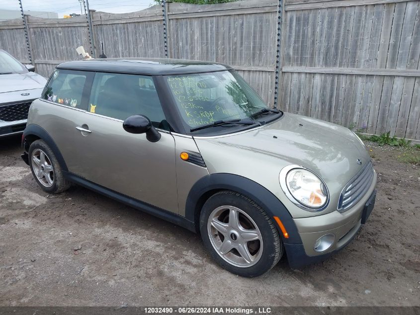 2010 Mini Cooper Hardtop VIN: WMWMF3C56ATZ65130 Lot: 12032490