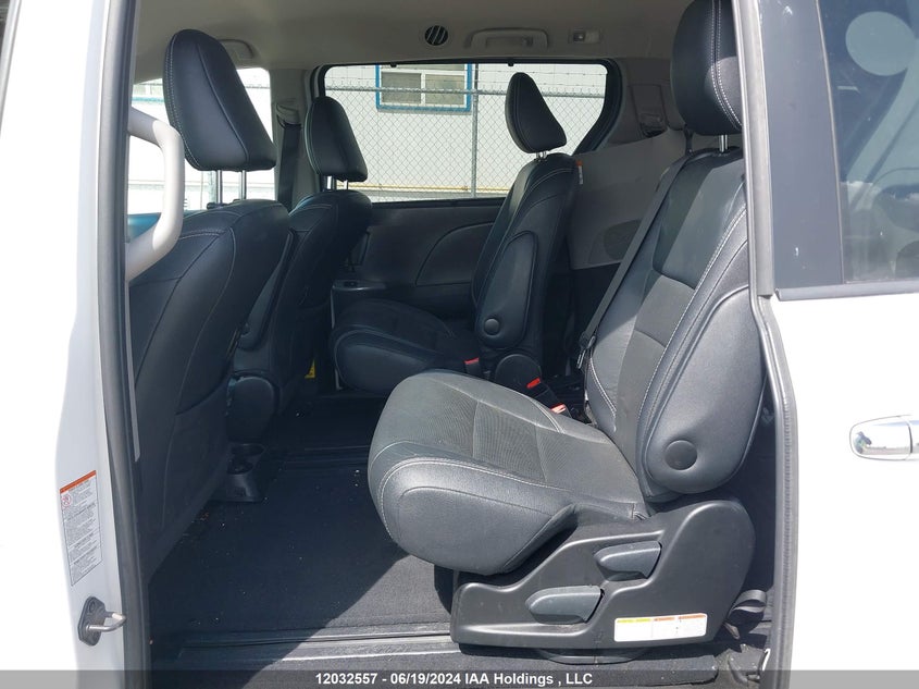 2015 Toyota Sienna Sport VIN: 5TDXK3DC3FS569199 Lot: 12032557