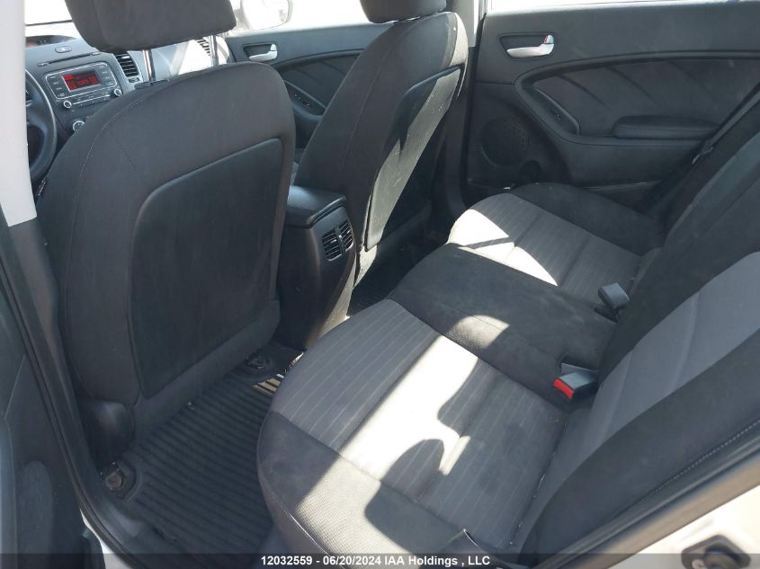 2015 Kia Forte VIN: KNAFX4A60F5268071 Lot: 12032559