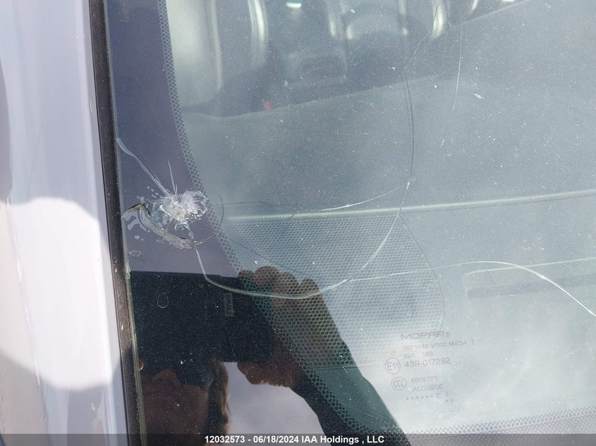 2022 Dodge Charger Sxt VIN: 2C3CDXJG2NH107225 Lot: 12032573