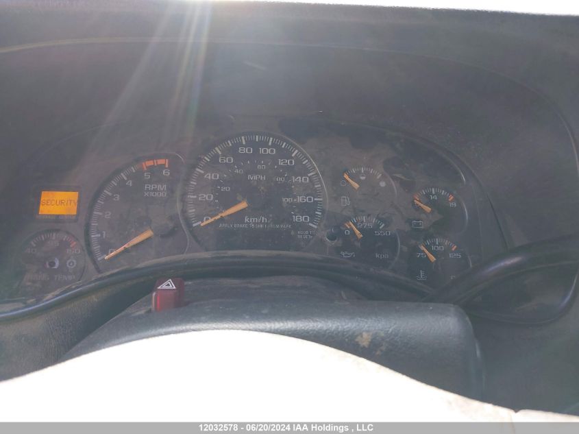 2002 GMC Sierra 2500Hd VIN: 1GTHK23G62F110472 Lot: 12032578