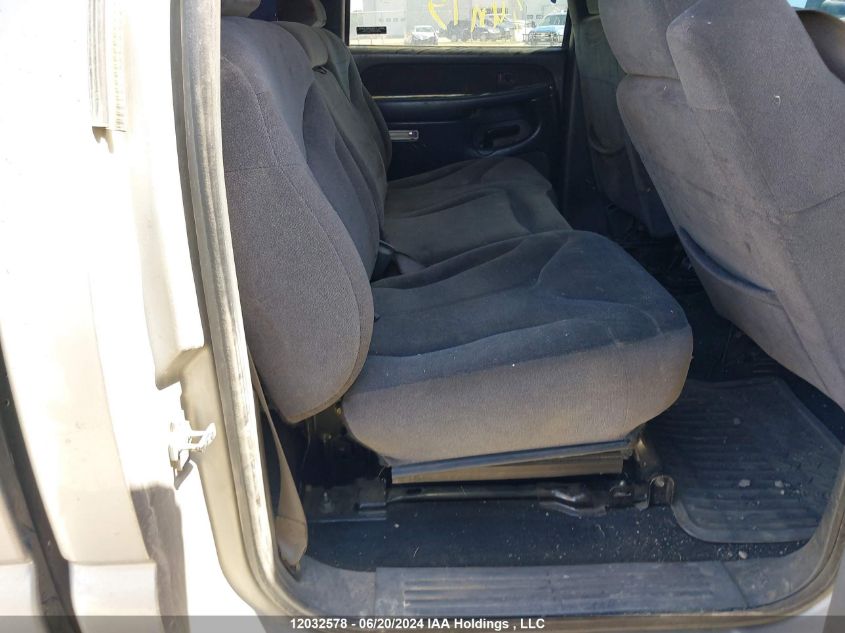 2002 GMC Sierra 2500Hd VIN: 1GTHK23G62F110472 Lot: 12032578