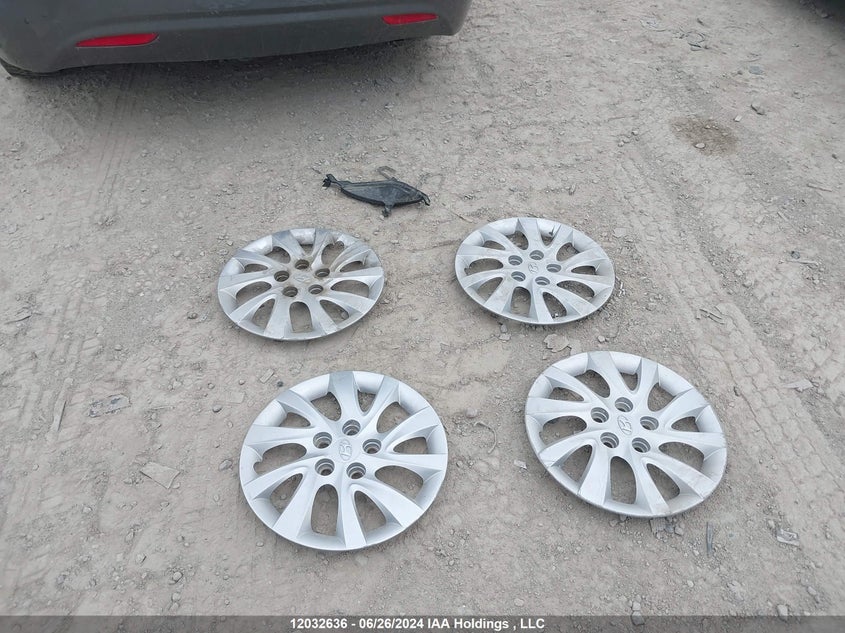 2013 Hyundai Elantra Gls/Limited VIN: 5NPDH4AE3DH166565 Lot: 12032636