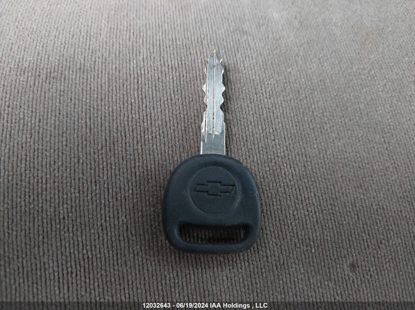 2005 Chevrolet Silverado 1500 VIN: 2GCEK13T851277700 Lot: 12032643