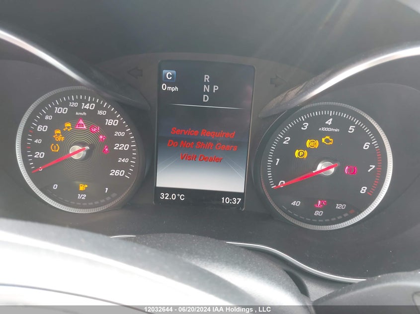 2015 Mercedes-Benz C-Class C 300 VIN: 55SWF4KB7FU015411 Lot: 12032644