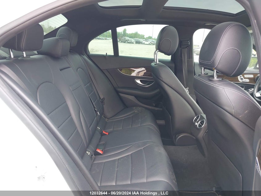 2015 Mercedes-Benz C-Class C 300 VIN: 55SWF4KB7FU015411 Lot: 12032644