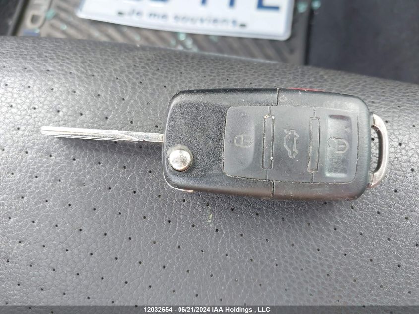 2008 Volkswagen Eos Turbo/Komfort VIN: WVWBA71F68V043306 Lot: 12032654