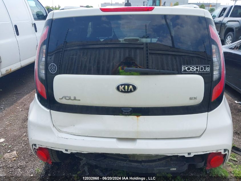 2017 Kia Soul + VIN: KNDJP3A5XH7438877 Lot: 12032860