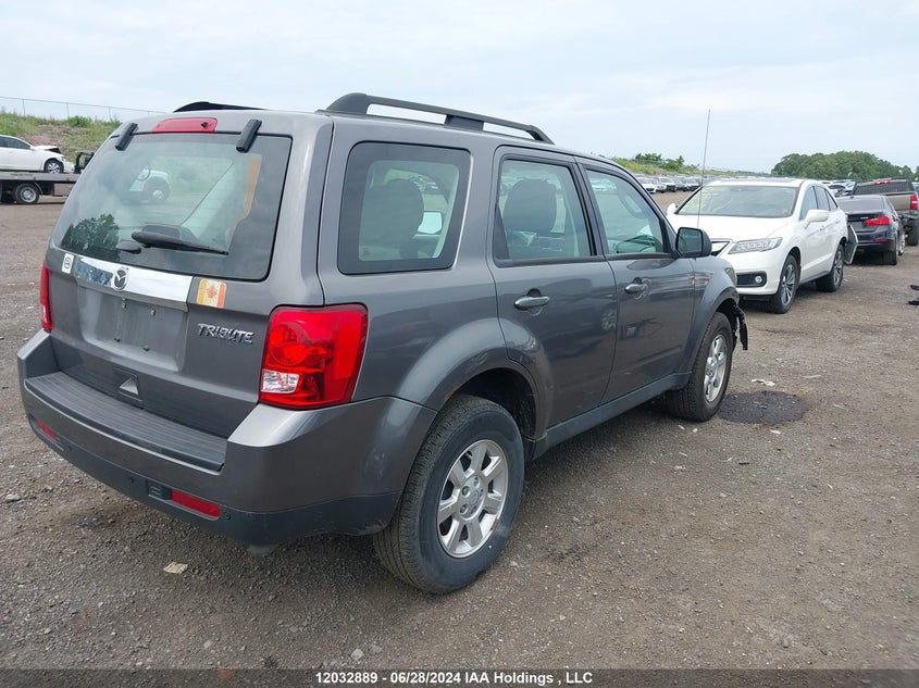 2011 Mazda Tribute I VIN: 4F2CY0C75BKM04188 Lot: 12032889