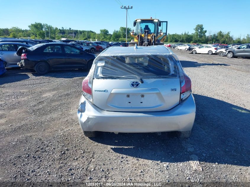 2015 Toyota Prius C Technology VIN: JTDKDTB30F1582724 Lot: 12033017