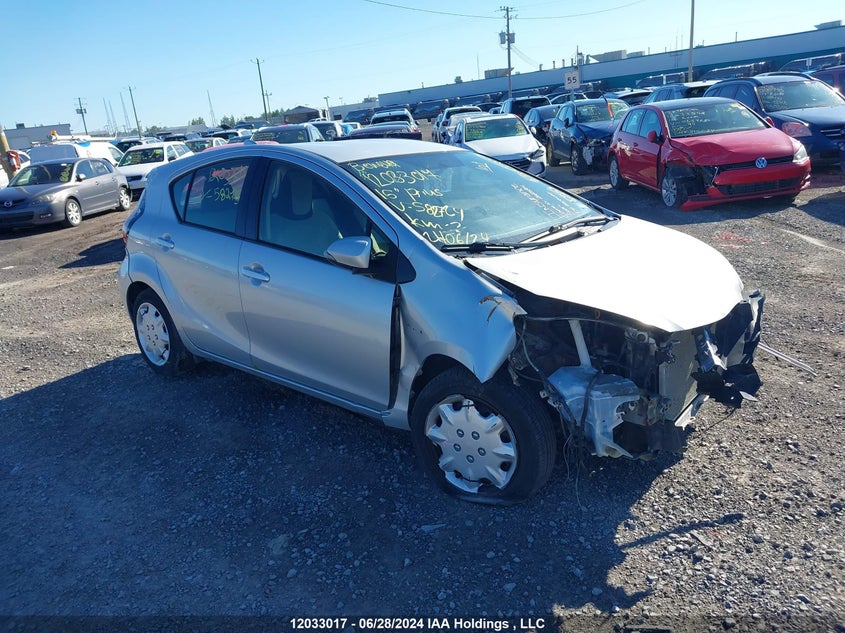 2015 Toyota Prius C Technology VIN: JTDKDTB30F1582724 Lot: 12033017