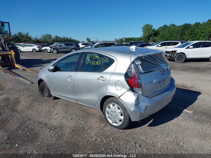 2015 Toyota Prius C Technology VIN: JTDKDTB30F1582724 Lot: 12033017