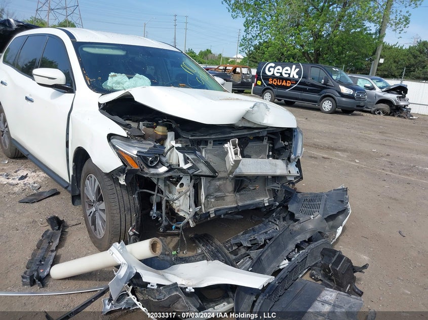 2017 Nissan Pathfinder S/Sv/Sl/Platinum VIN: 5N1DR2MN9HC657958 Lot: 12033317