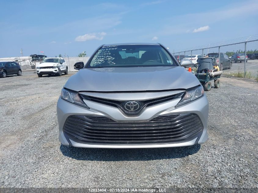 2018 Toyota Camry L/Le/Xle/Se/Xse VIN: 4T1B11HK1JU011015 Lot: 12033404