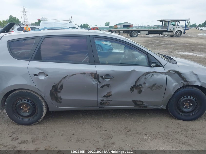 2012 Hyundai Elantra Touring Gl/Gls/Gls Sport/L VIN: KMHDC8AE8CU138220 Lot: 12033455