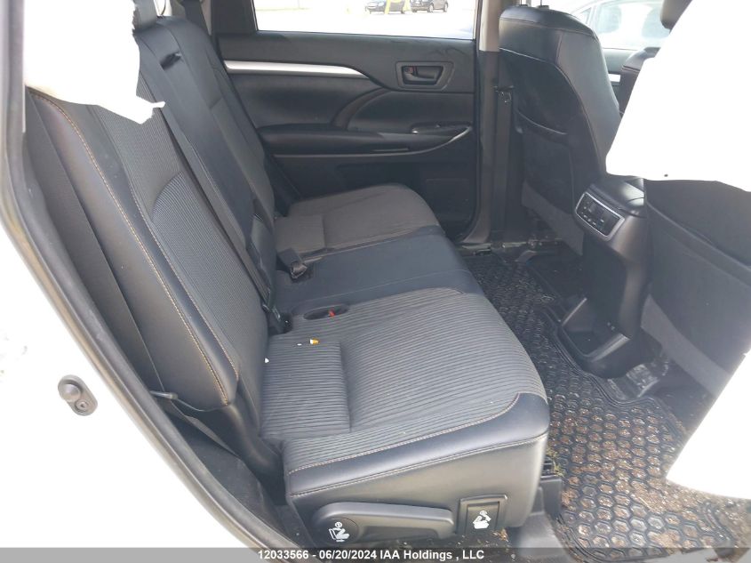 2018 Toyota Highlander Le/Le Plus VIN: 5TDBZRFH8JS836590 Lot: 12033566