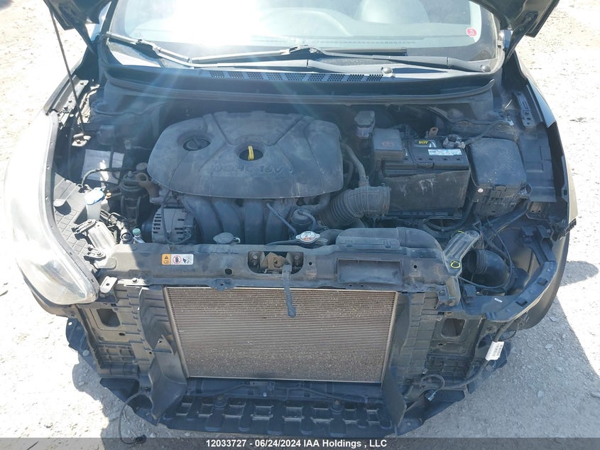 2013 Hyundai Elantra Gls/Limited VIN: 5NPDH4AE2DH323194 Lot: 12033727