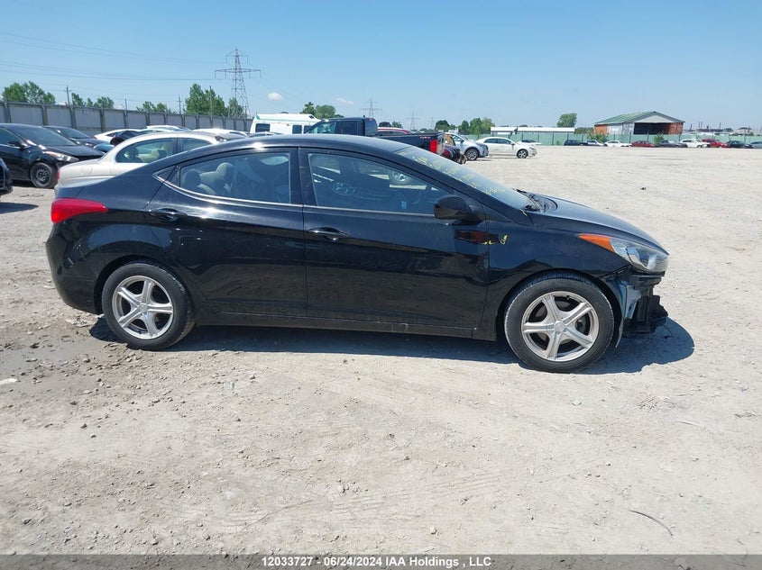 2013 Hyundai Elantra Gls/Limited VIN: 5NPDH4AE2DH323194 Lot: 12033727