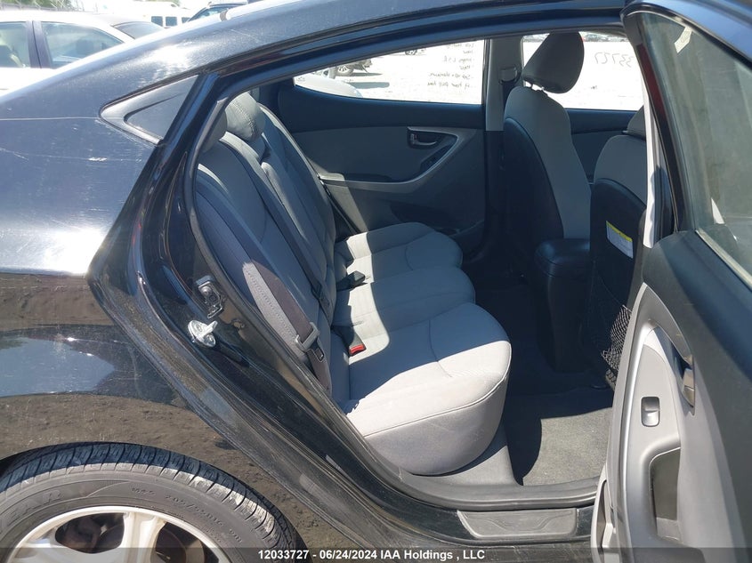 2013 Hyundai Elantra Gls/Limited VIN: 5NPDH4AE2DH323194 Lot: 12033727