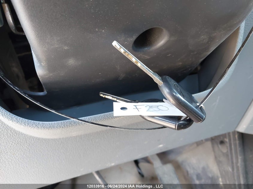 2016 Ford F-250 Xl VIN: 1FTBF2B6XGED19052 Lot: 12033916