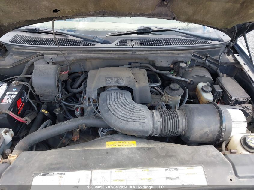 1999 Ford Expedition VIN: 1FMPU18LXXLB93236 Lot: 12034098