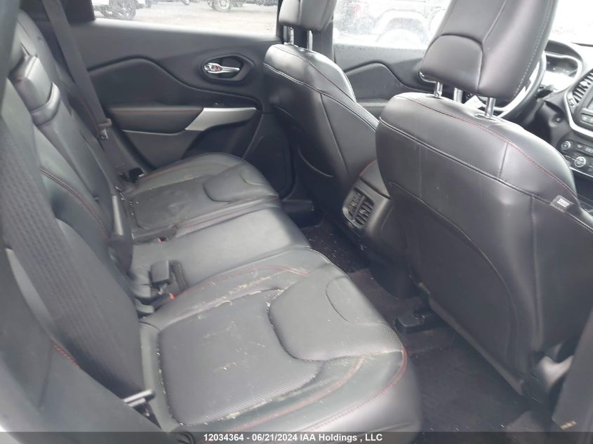 2018 Jeep Cherokee Trailhawk VIN: 1C4PJMBX0JD592913 Lot: 12034364